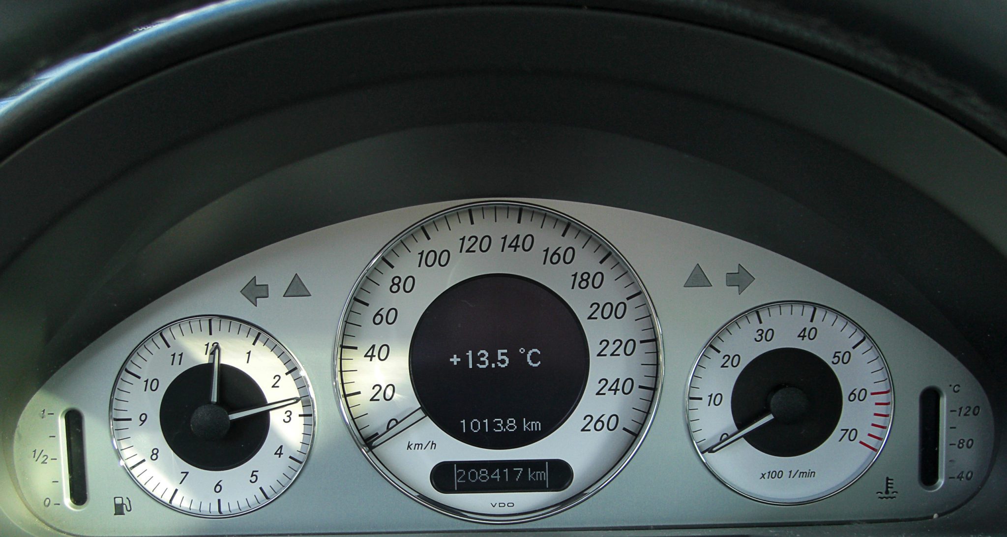 Mercedes S/E Class Instrument Cluster Failure Essex Recons